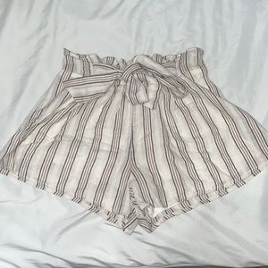 Grade & Gather Striped Tie Front shorts